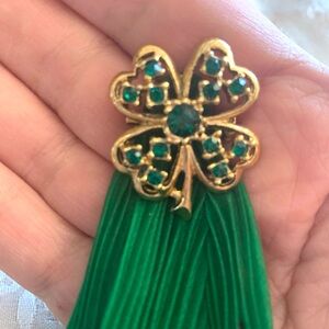 Vintage Goldtone Four Leaf Clover Pin